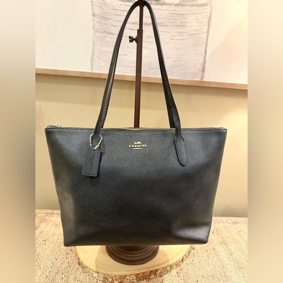 COACH Zip Top Tote Leather in Black Gold Hardware # 4454 Shoulder Bag‎ EUC - Picture 1 of 7